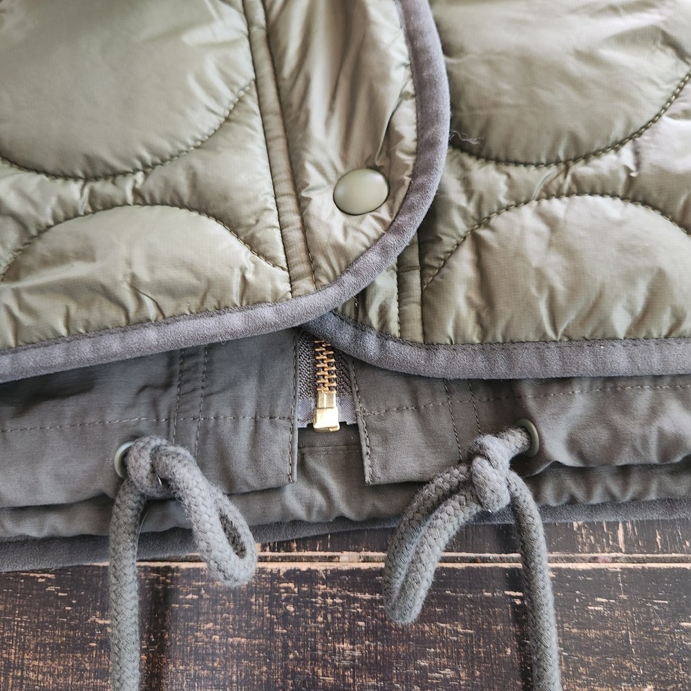 J.Crew Military Liner Inspired Quilted Puffer Hooded Size XS Olive Green Layered - Picture 11 of 16